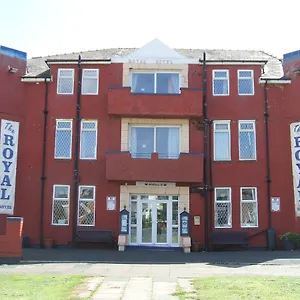 Royal 3*, Blackpool United Kingdom